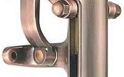 Test du tire-bouchon mural professionnel BOJ en cuivre vieilli