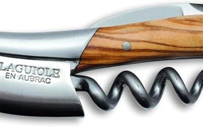 Test : tire-bouchon sommelier L Laguiole en Aubrac avec manche bois d&rsquo;olivier