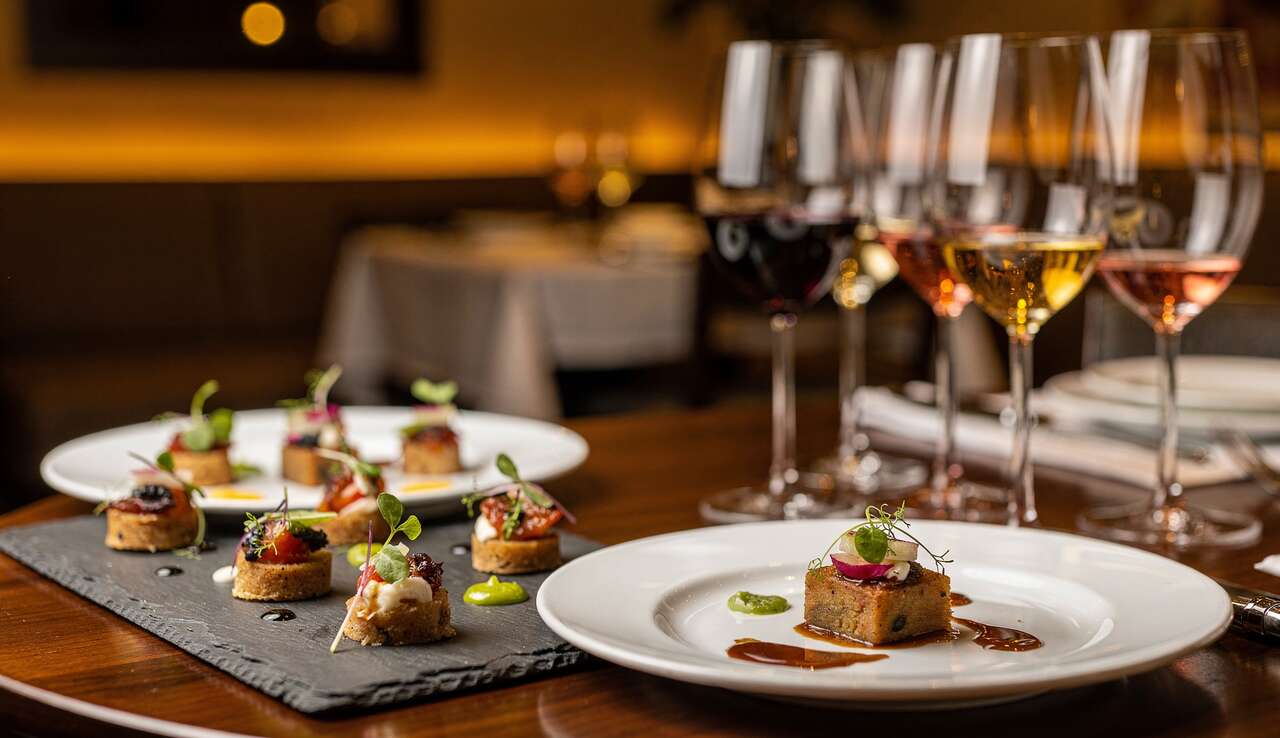 Soigner la pr&eacute;sentation des amuse-bouches pour la d&eacute;gustation